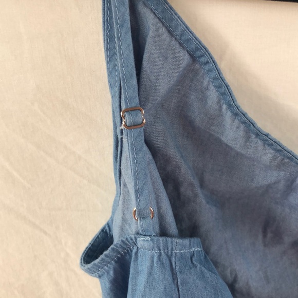 About Us Dress Size S - Picture 12 of 12